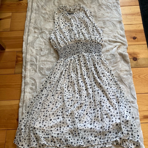 Chickadee sleeveless dress white & black size m/l - Picture 1 of 4